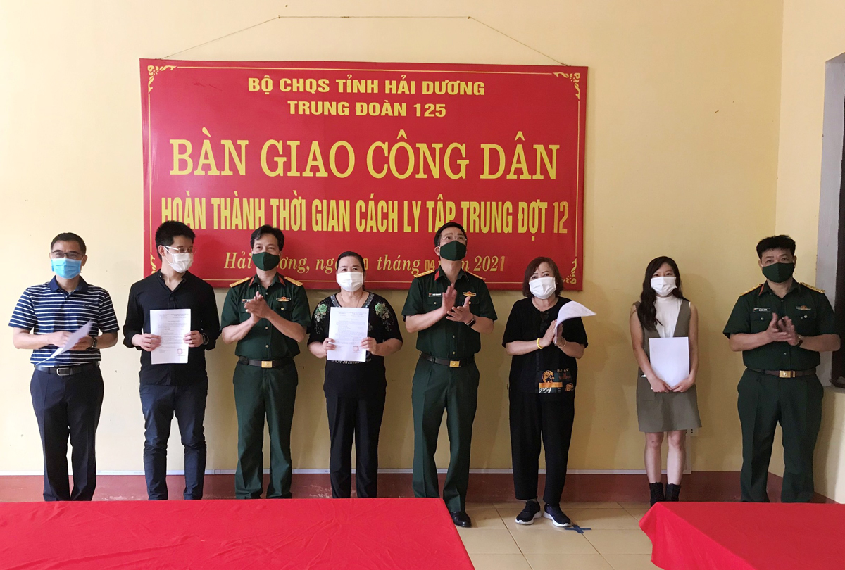 Bộ CHQS tỉnh Hải Dương: Hoàn thành cách ly cho 156 công dân trở về từ Mỹ 

